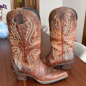 Ariat Heritage Leather Snip Toe Cowboy Boots women's Sz 9B